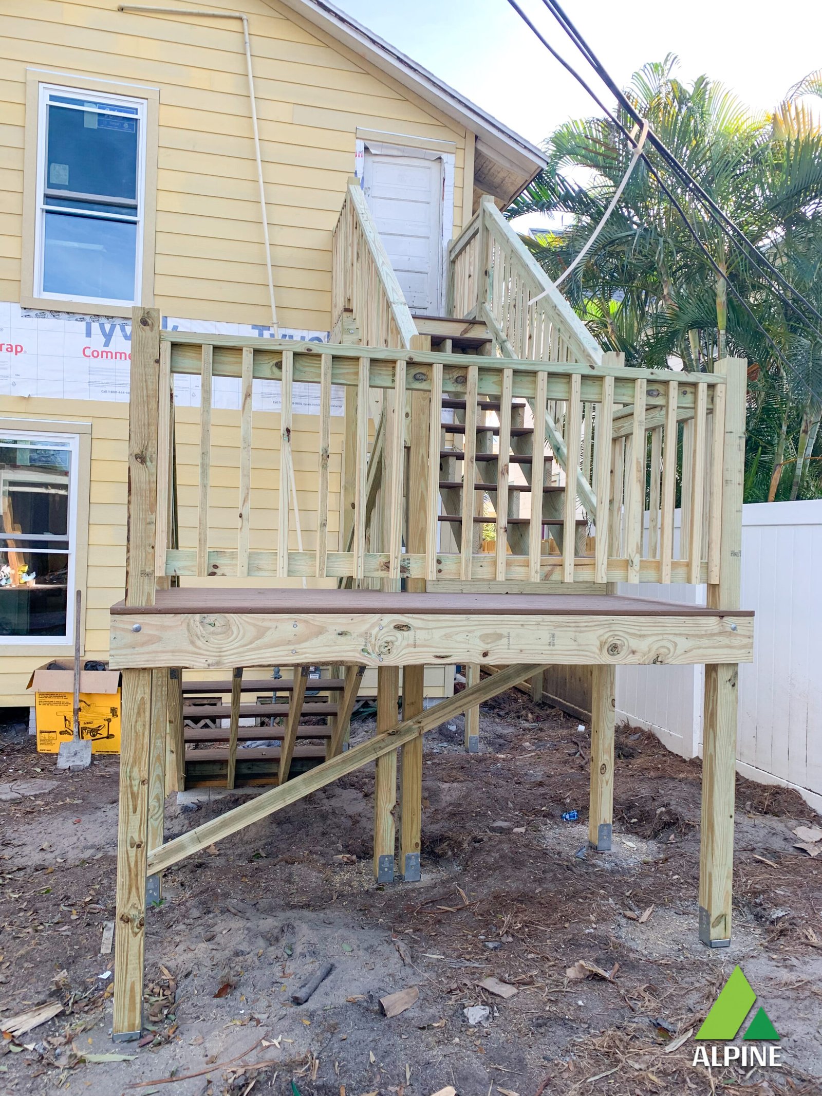 Professional roof installation and repair service in Pinellas County Florida