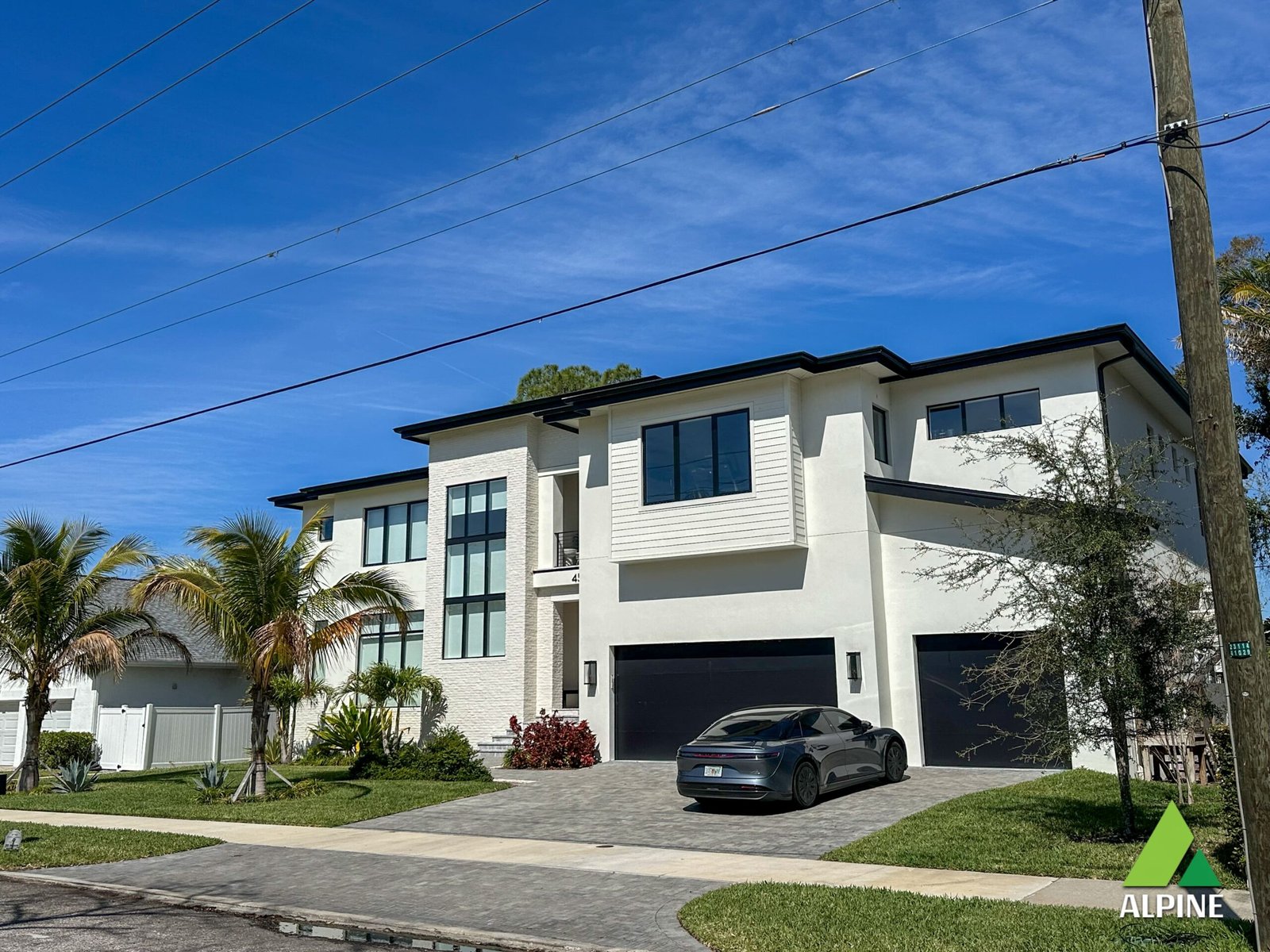 Roof replacement contractor in Pinellas County providing quality residential roofing services